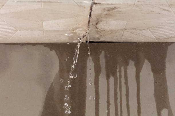 Professional Flood Damage Cleanup technician working in Shamrock, OK